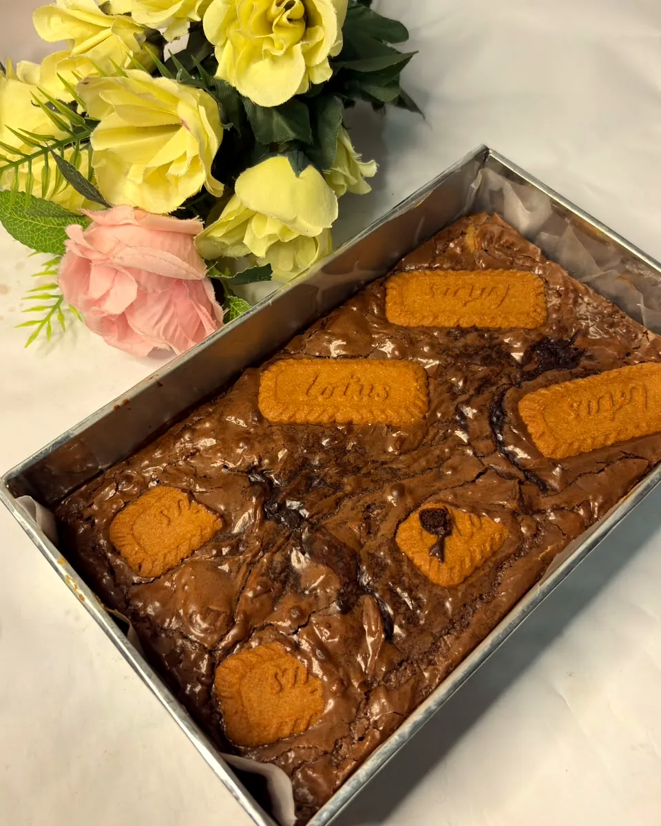 A tray of Lotus Biscoff brownies